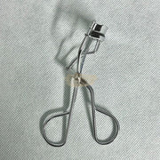 Eyelash Curler in Blister Pack | Natural Lift & Curl Eyelash Curler