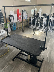 Hydraulic Pet Grooming Table with Overhead Bar Hooks & Leashes | Black Grooming Table