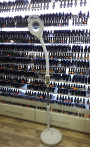 Magnifying LED Floor Lamp