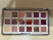 Miss Rose 18-Color Eyeshadow Palette Fashion 7001-437M1 Eyeshadow Palette