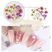 Dried Flowers Nail Deco